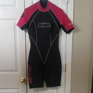 Bare Shorty Aqualite Series pink black wetsuit scuba diving surfing ocean Sz 8